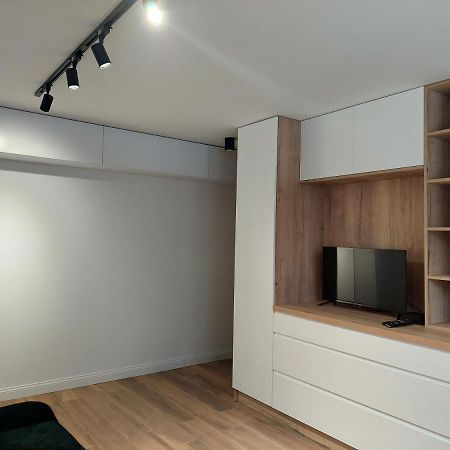 Virginroom 凯尔采 外观 照片